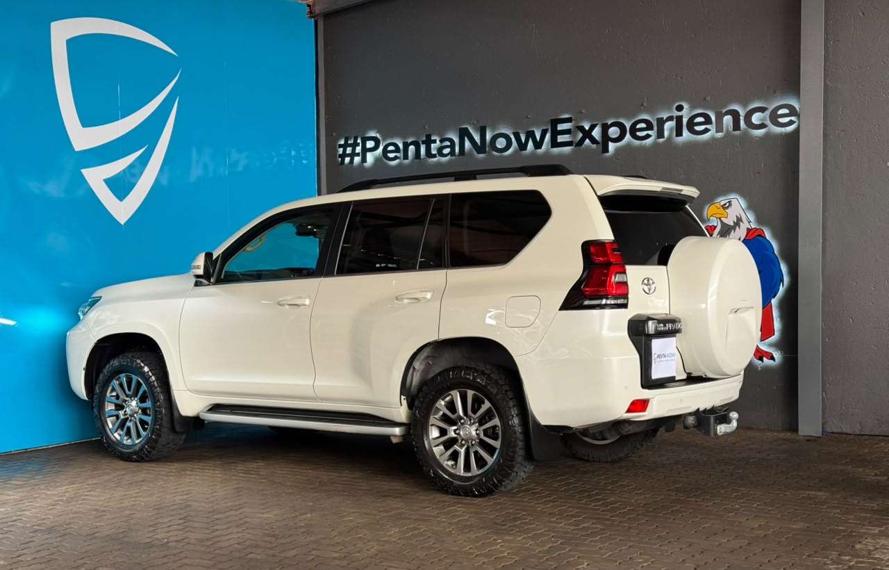 2018 Toyota Prado image 5