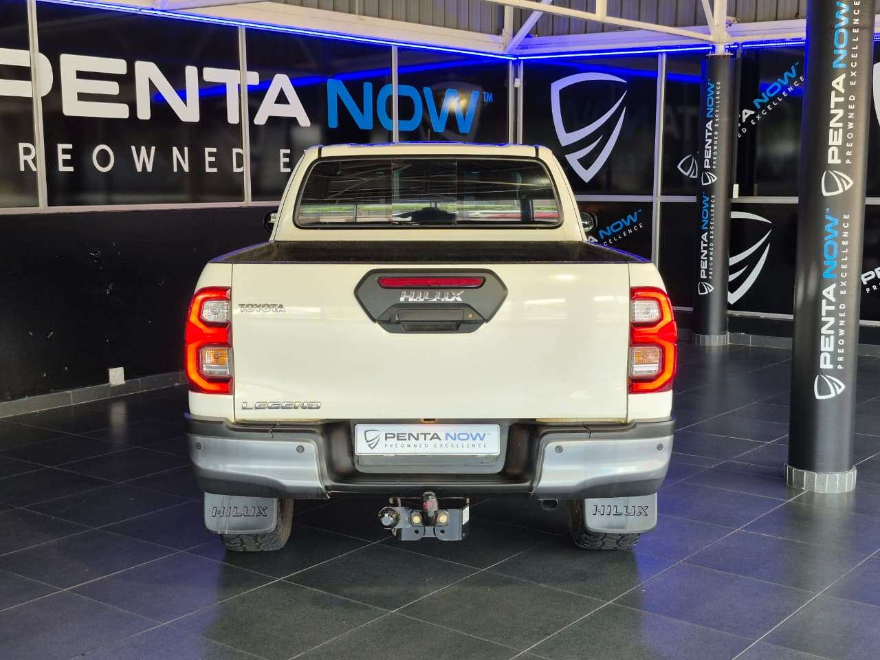 2025 Toyota Hilux image 5