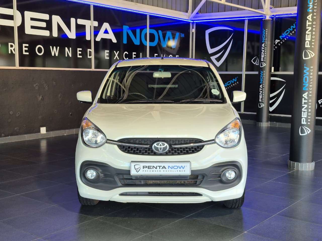 2024 Toyota Vitz image 2