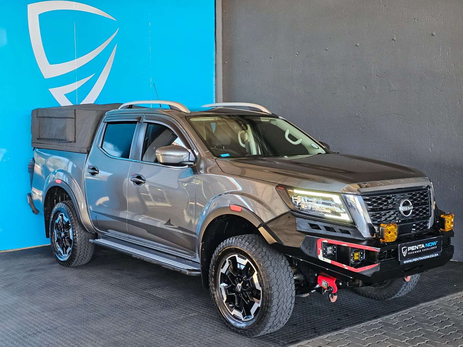 Nissan - Navara