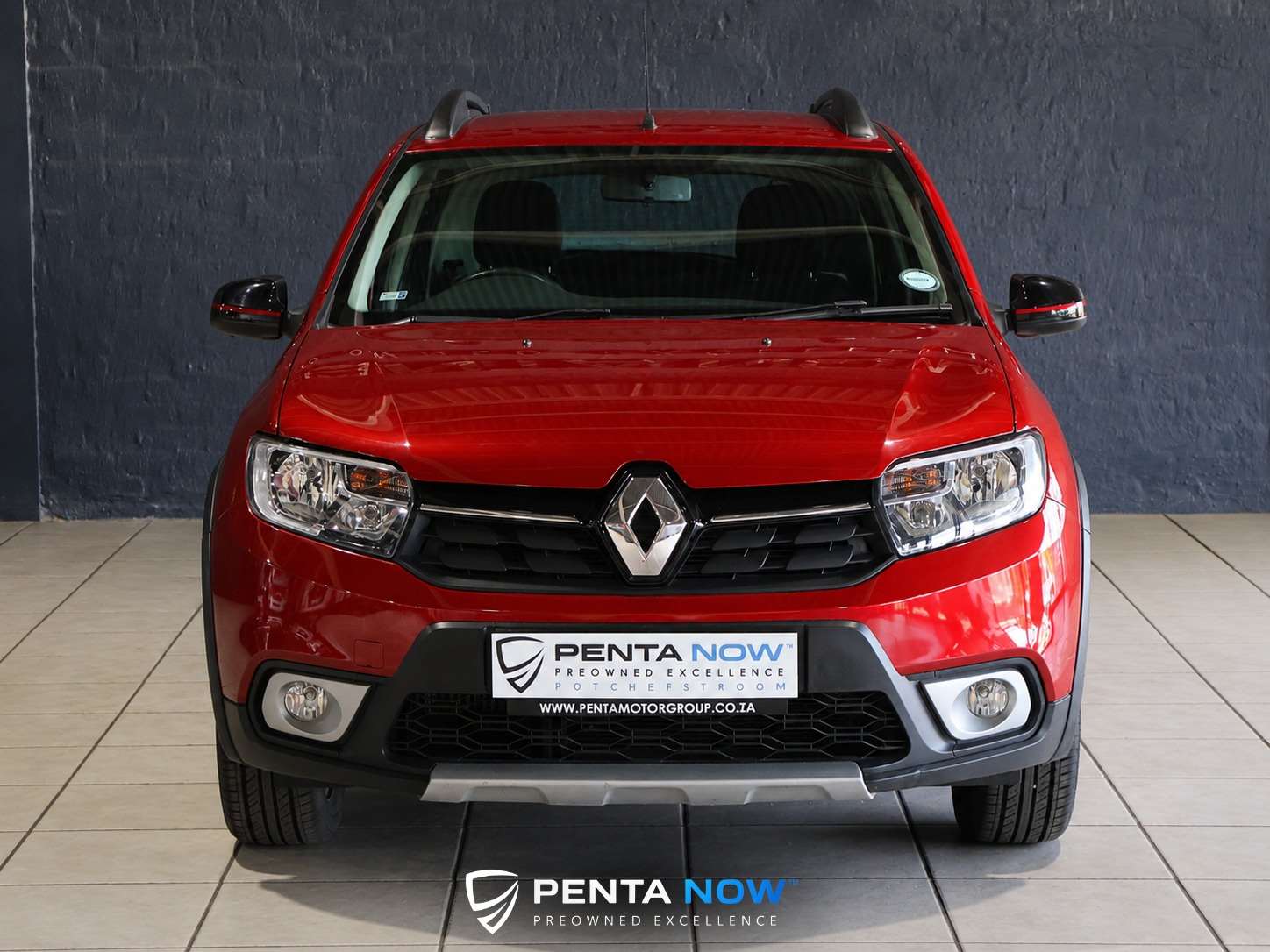 2019 Renault Sandero image 2