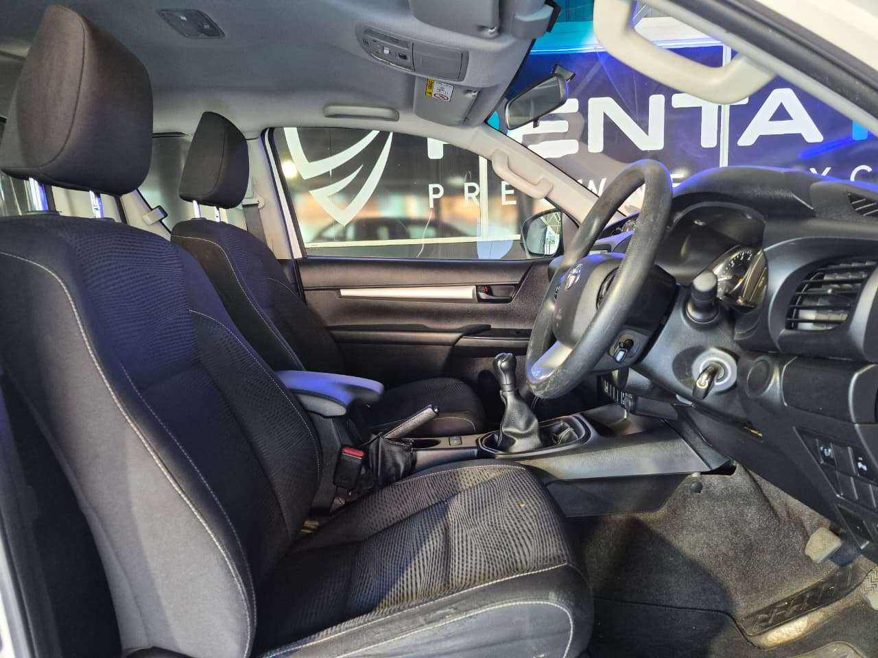 2022 Toyota Hilux image 14