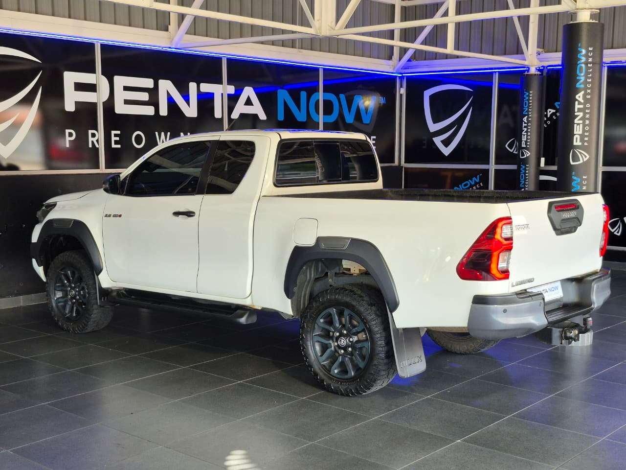 2025 Toyota Hilux image 4