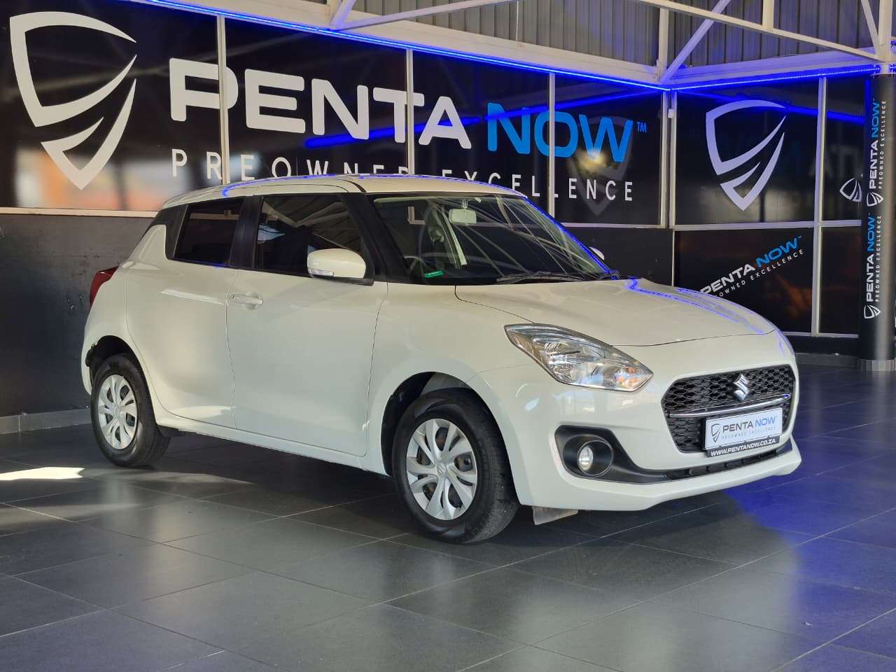 2022 Suzuki Swift image 3