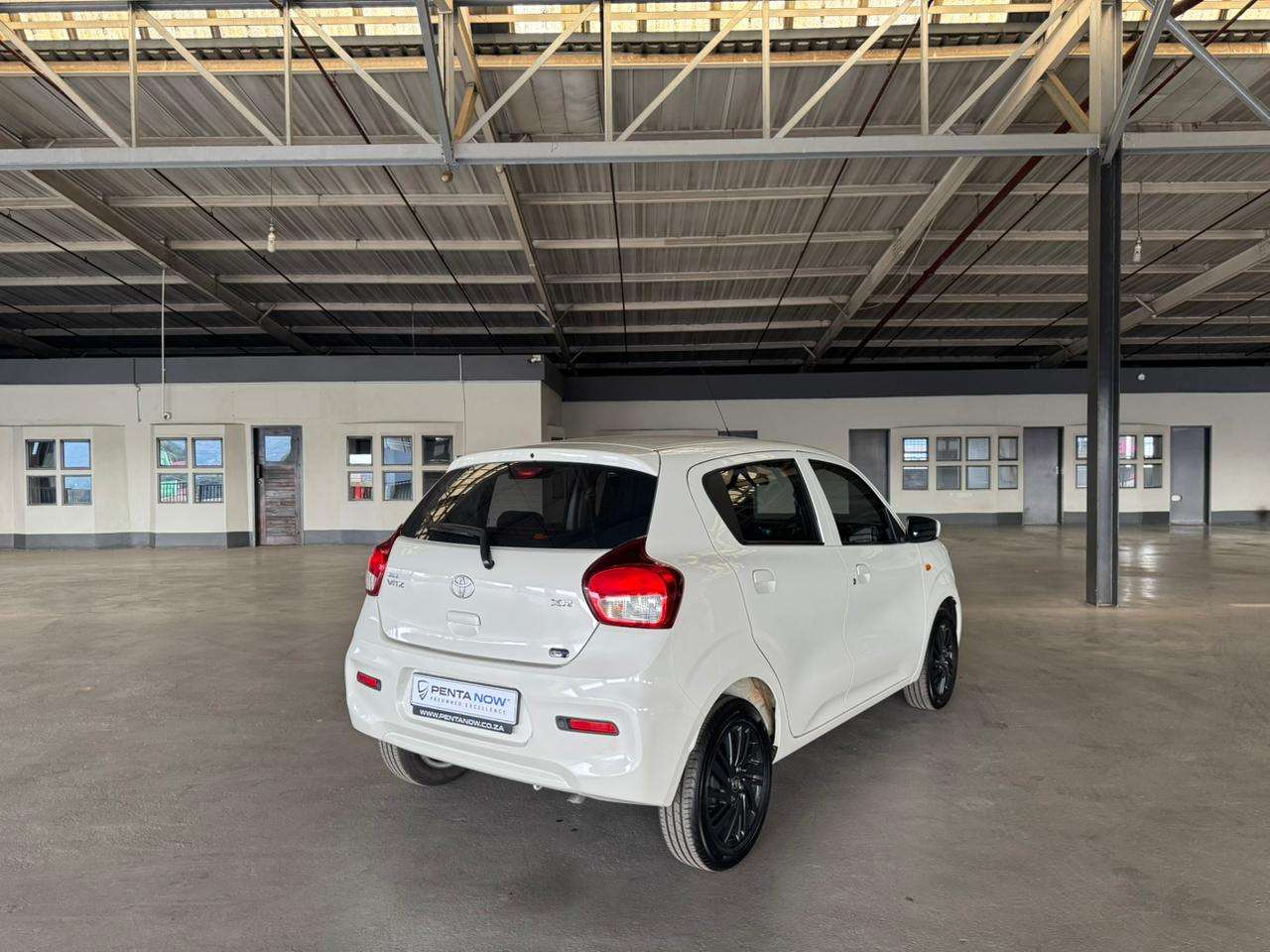 2024 Toyota Vitz image 5