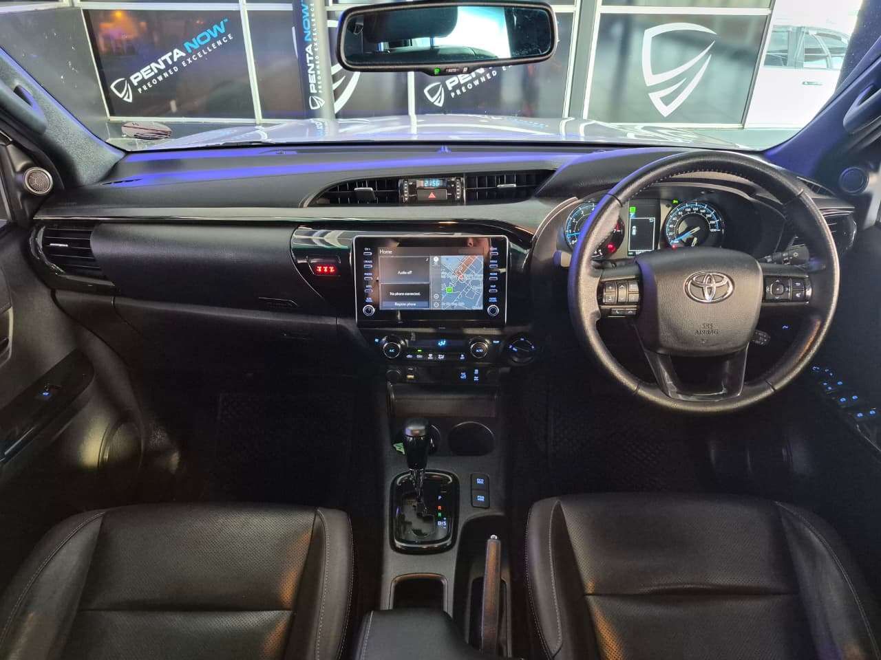2021 Toyota Hilux image 7