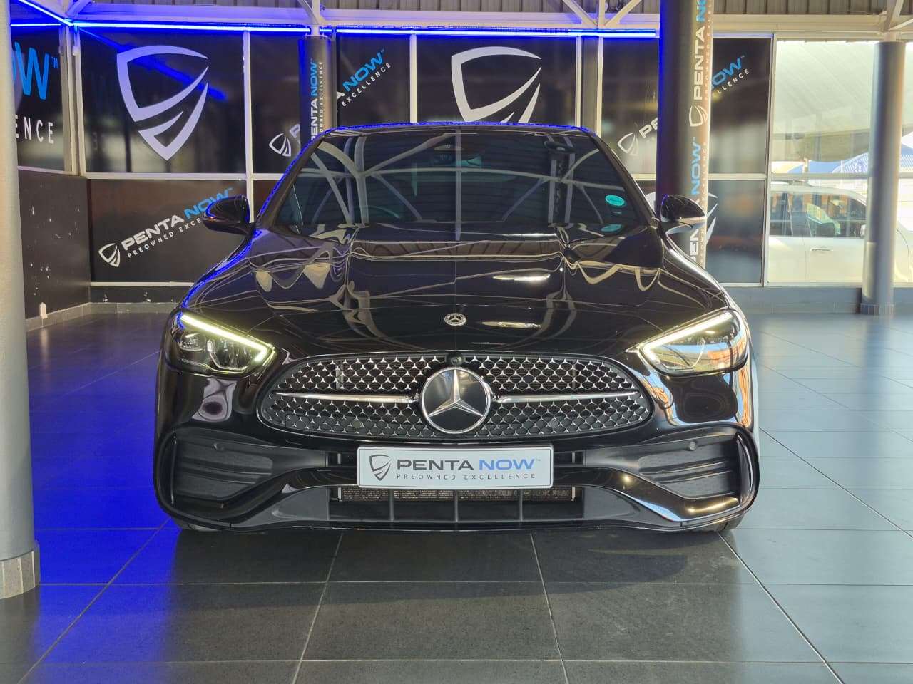 2022 Mercedez-benz C Class image 2
