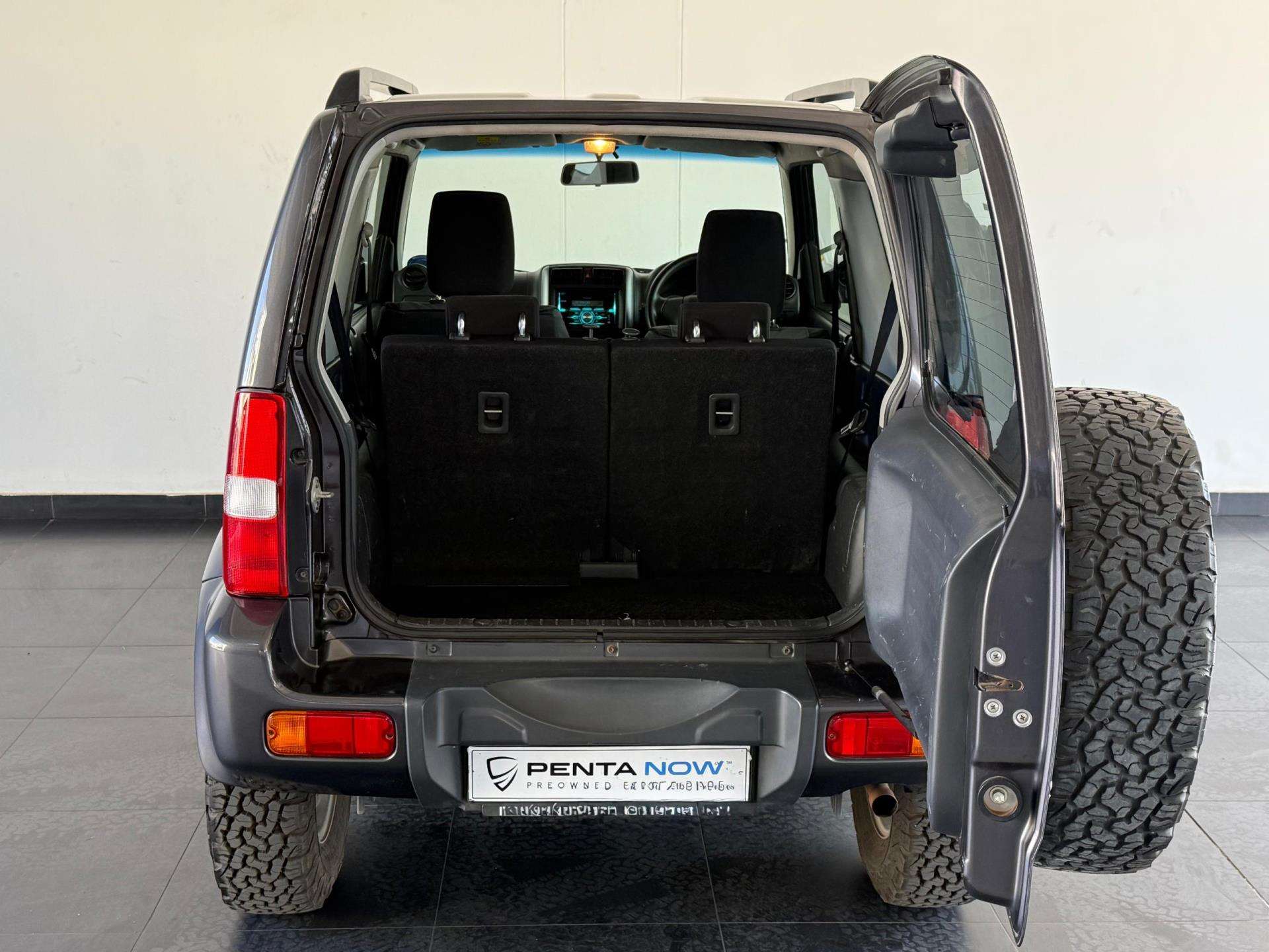 2016 Suzuki Jimny image 7