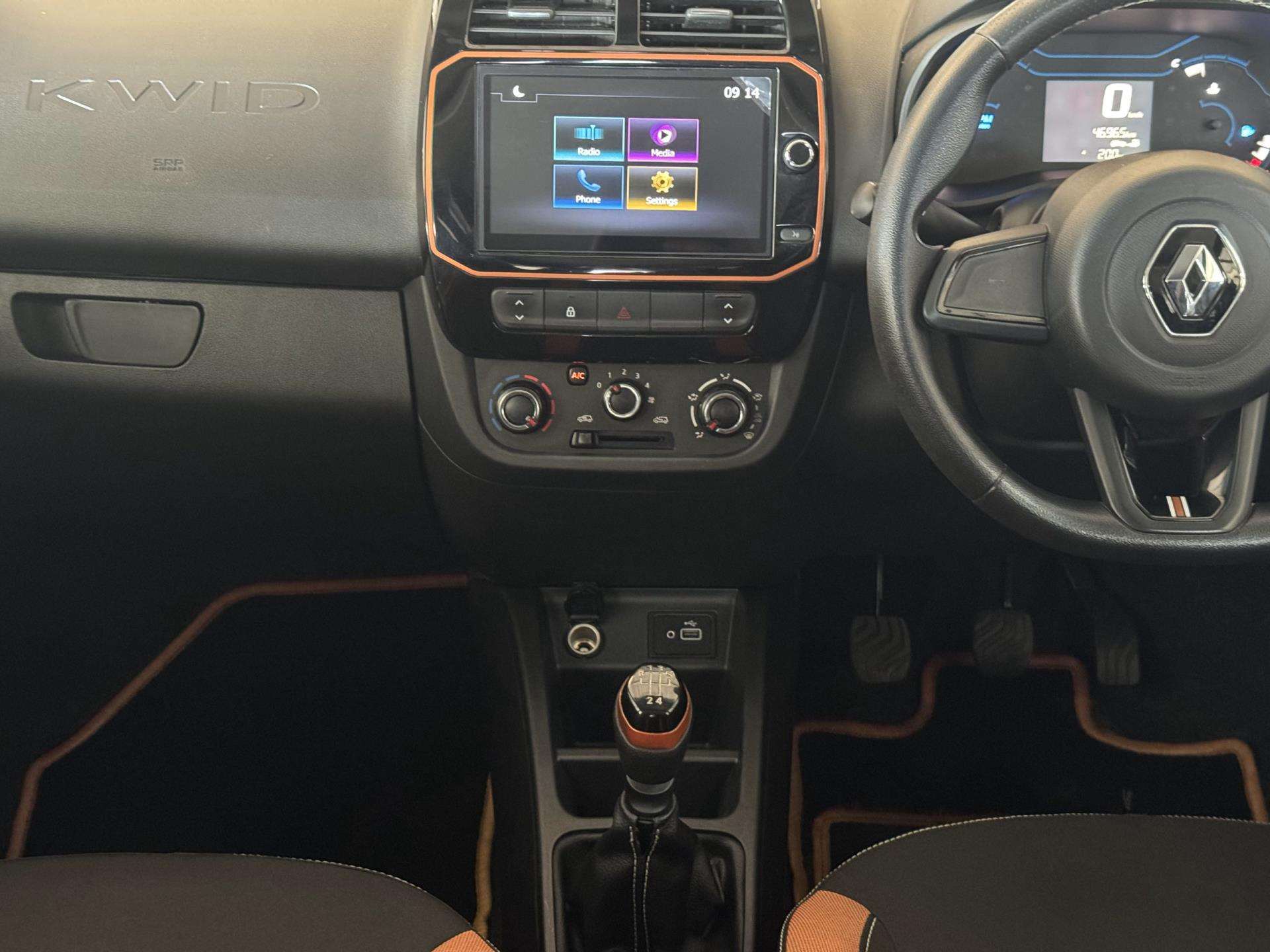 Renault Kwid image 14