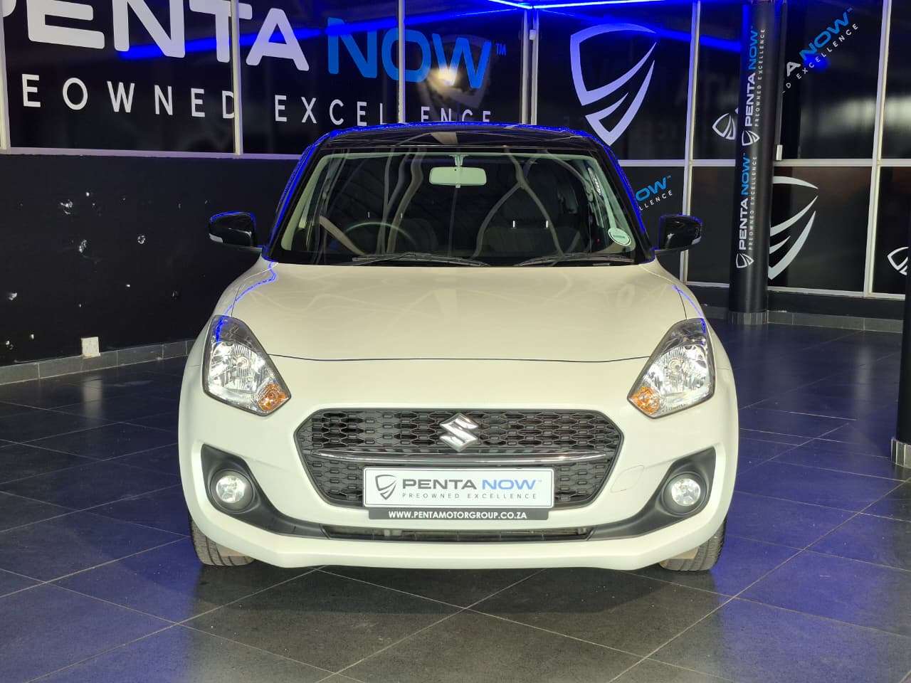 2023 Suzuki Swift image 2