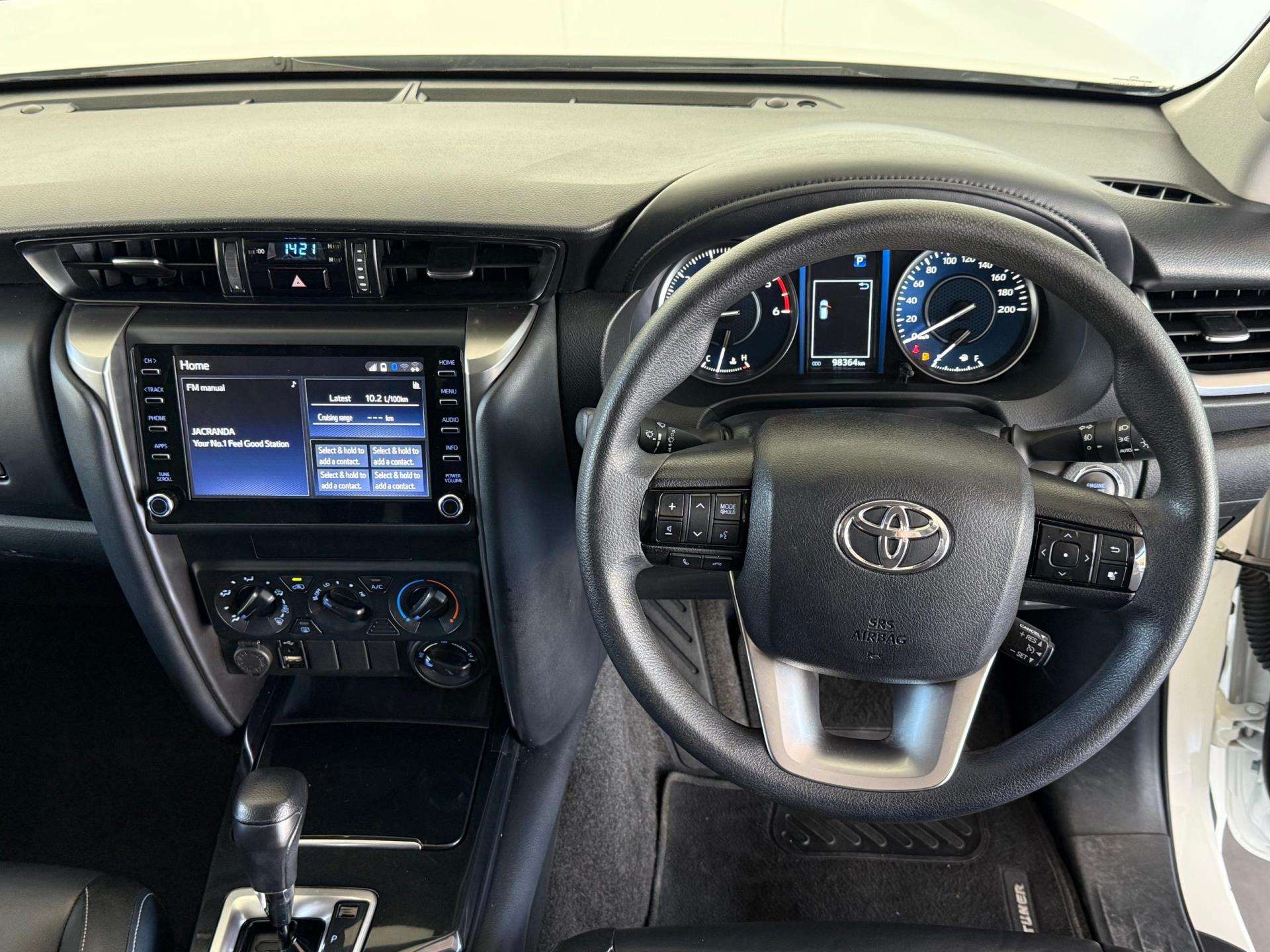 2023 Toyota Fortuner image 11