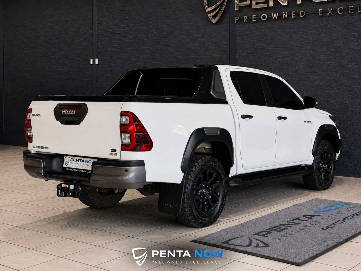 2024 Toyota Hilux image 8
