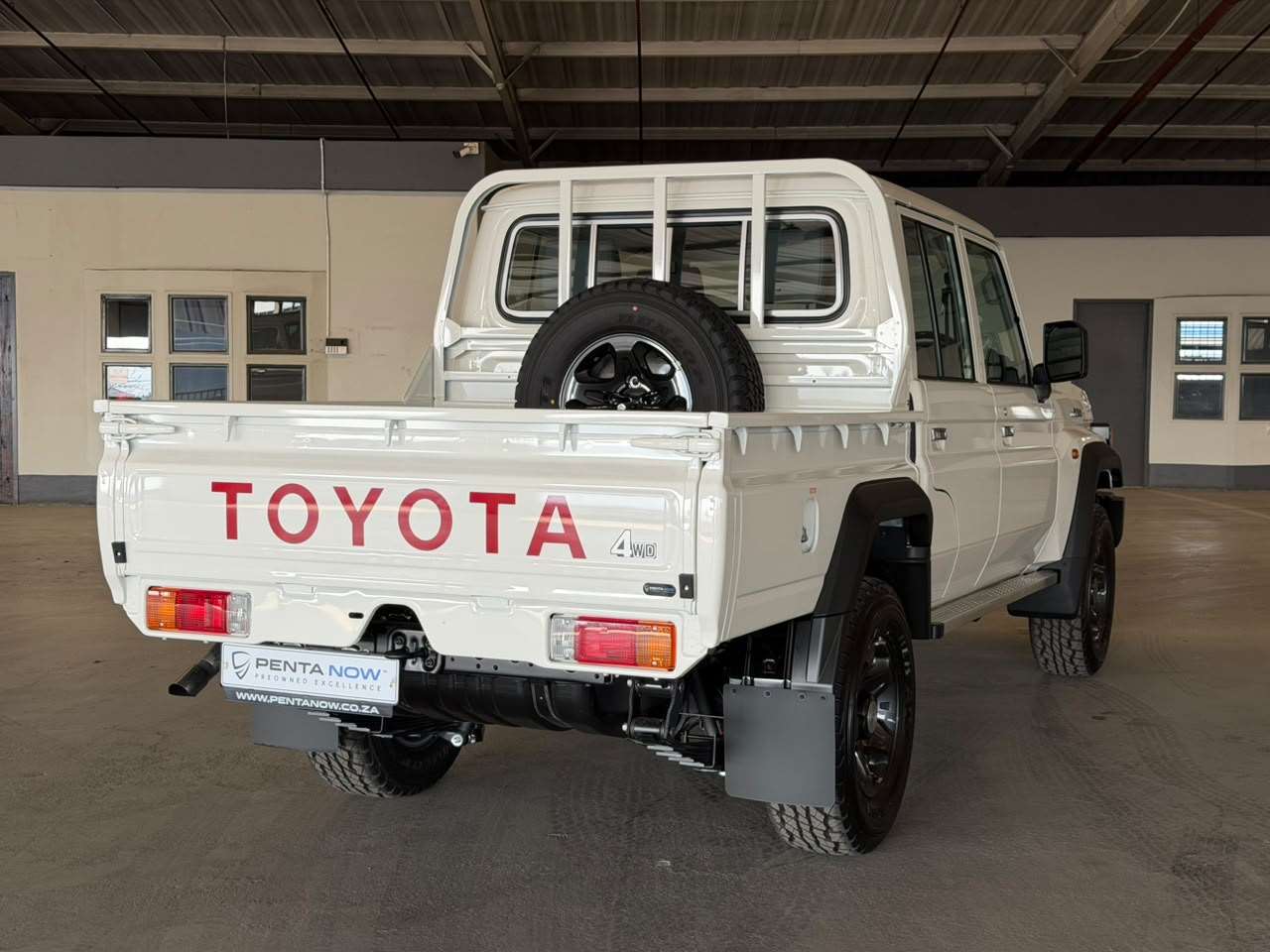 2026 Toyota Land Cruiser 79 image 5
