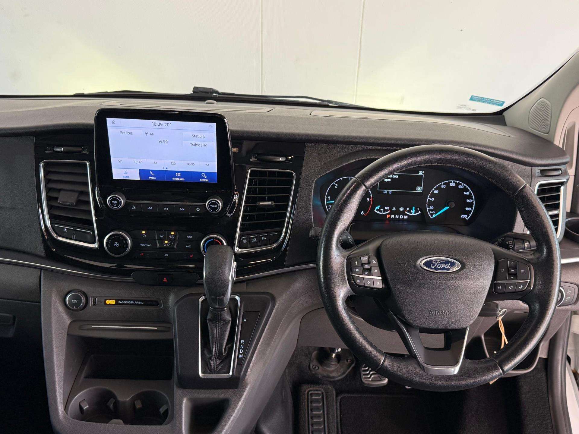 2021 Ford Tourneo image 11