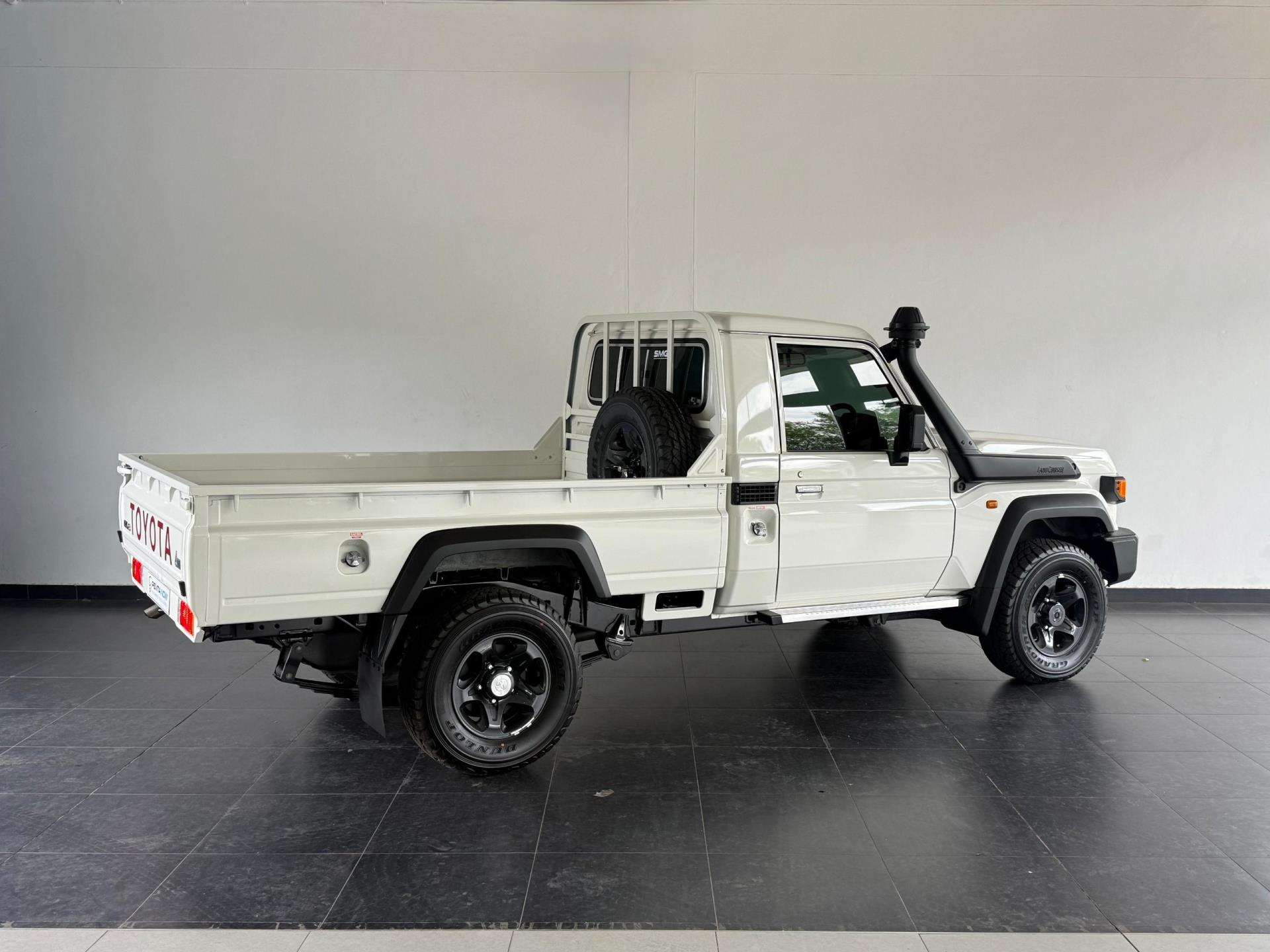 2026 Toyota Landcruiser image 6