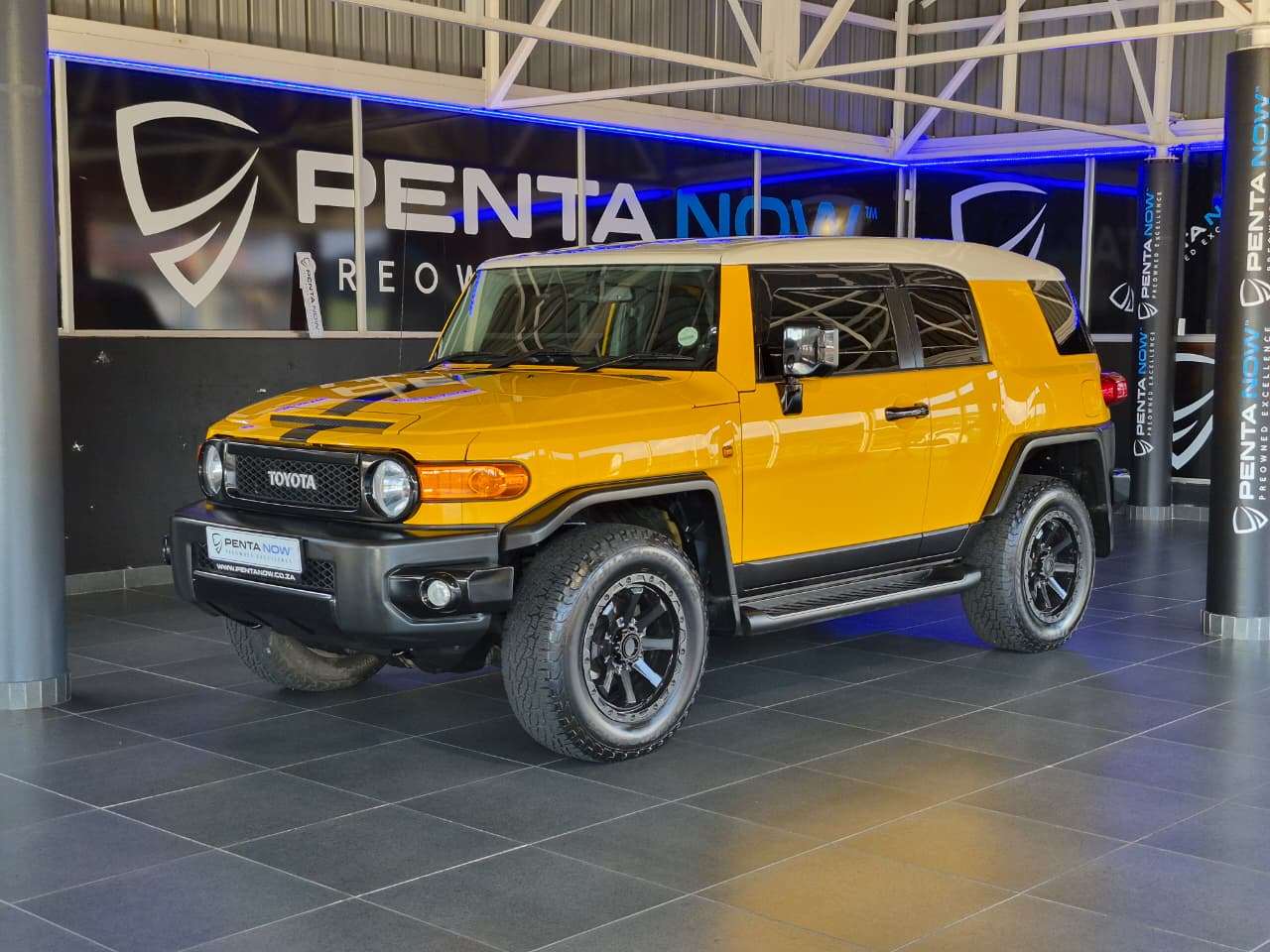 2022 Toyota Land Cruiser image 1
