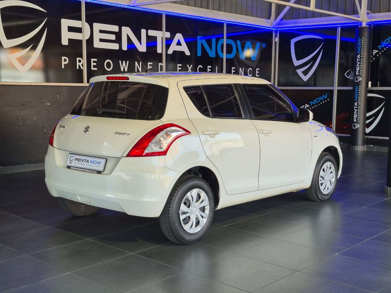 2018 Suzuki Swift image 6