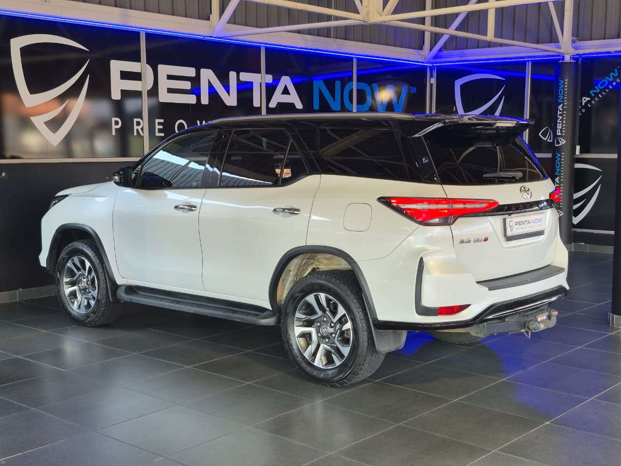 2024 Toyota Fortuner image 4
