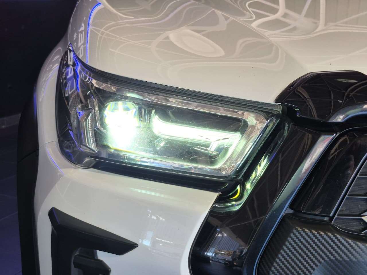 2023 Toyota Hilux image 15