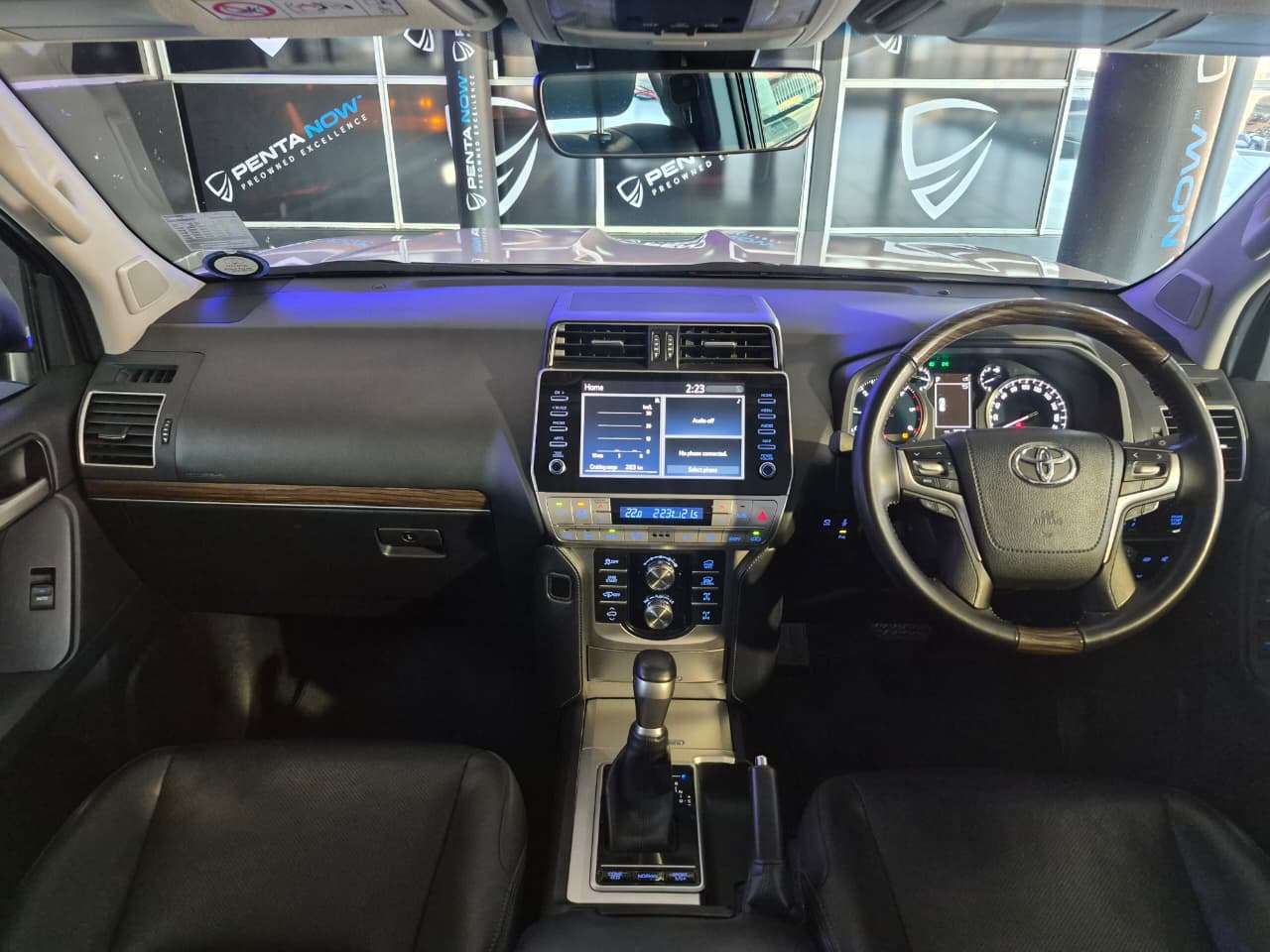 2023 Toyota Prado image 7
