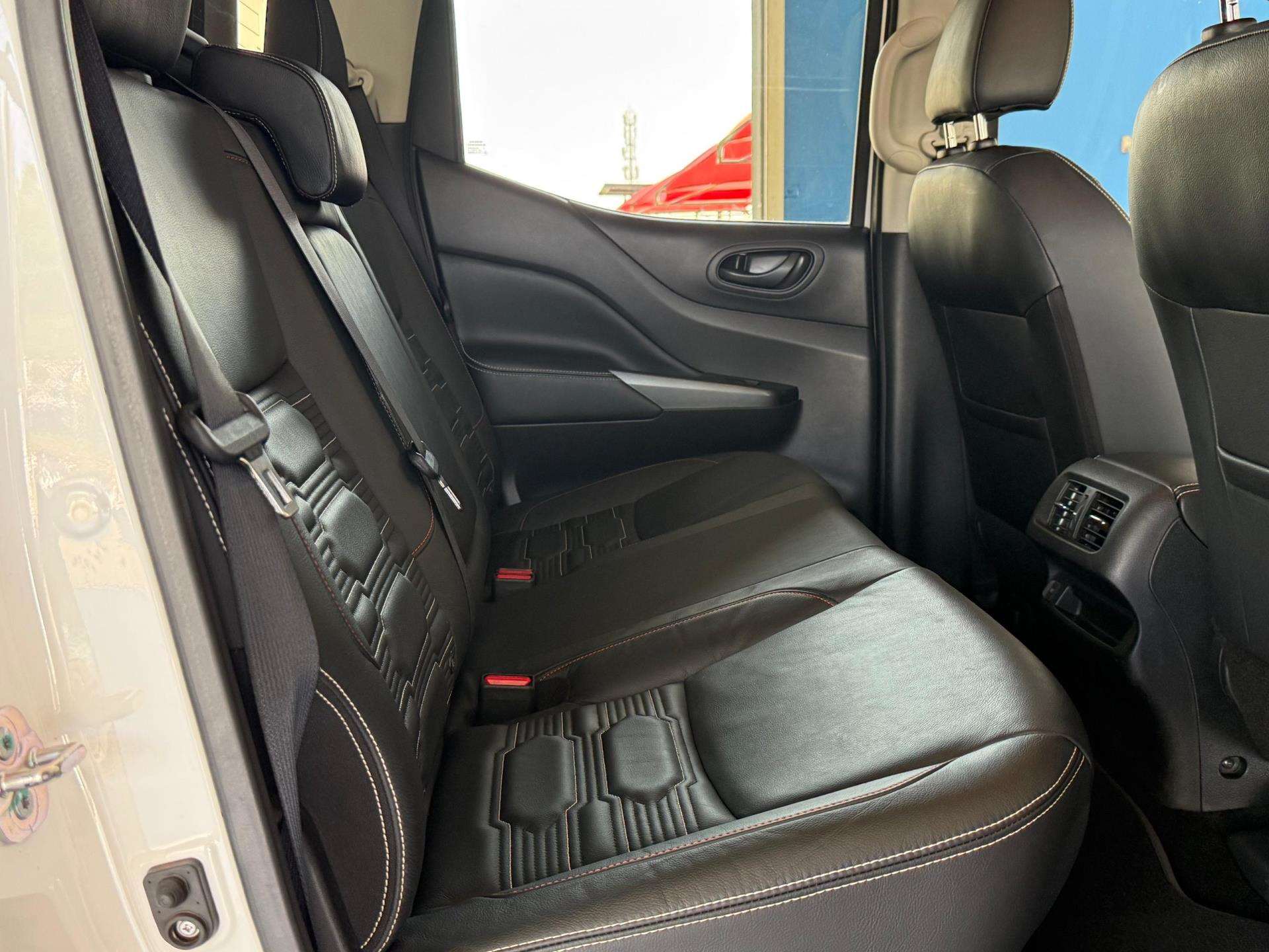2023 Nissan Navara image 14