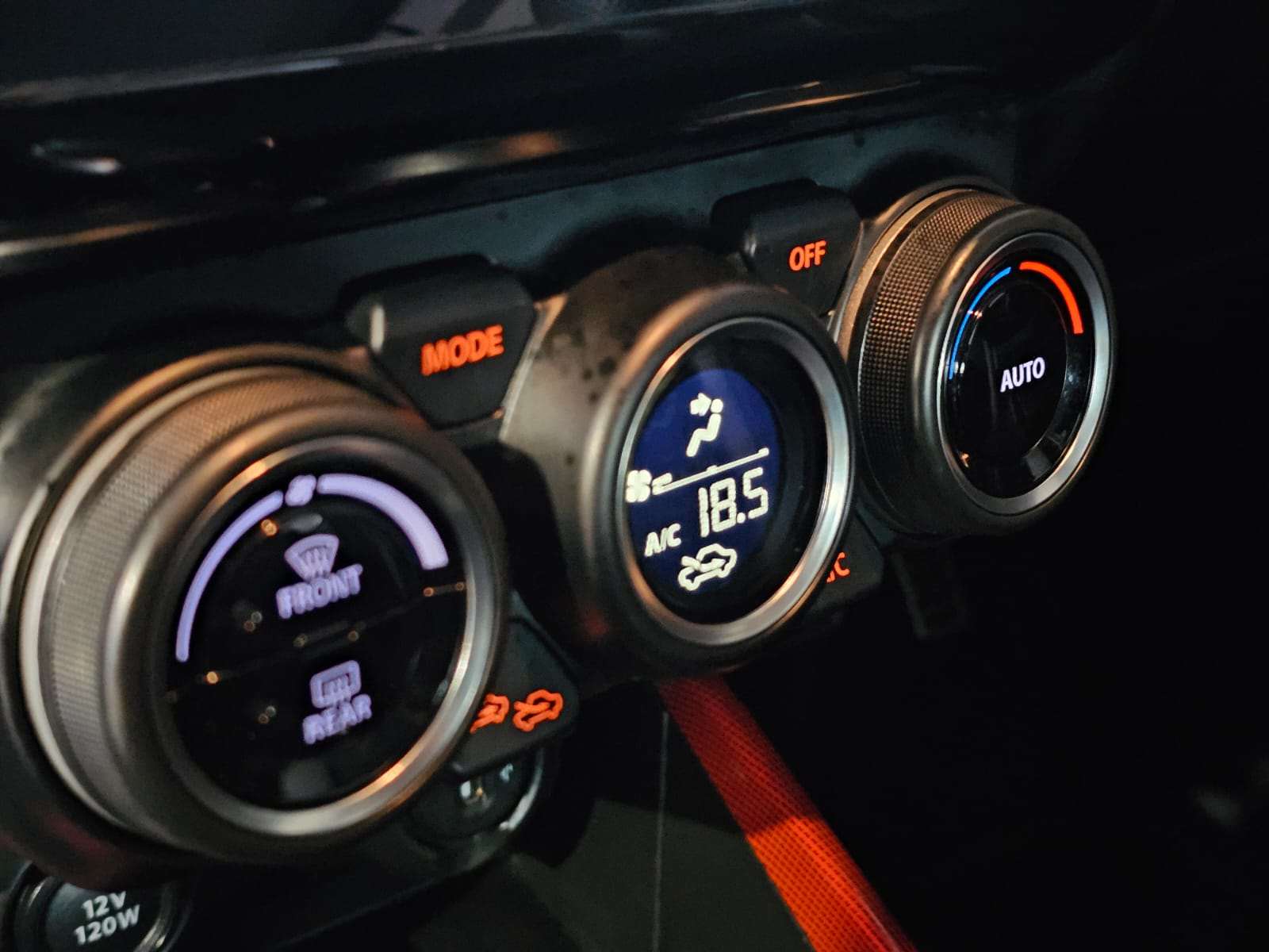 2025 Suzuki Swift image 15