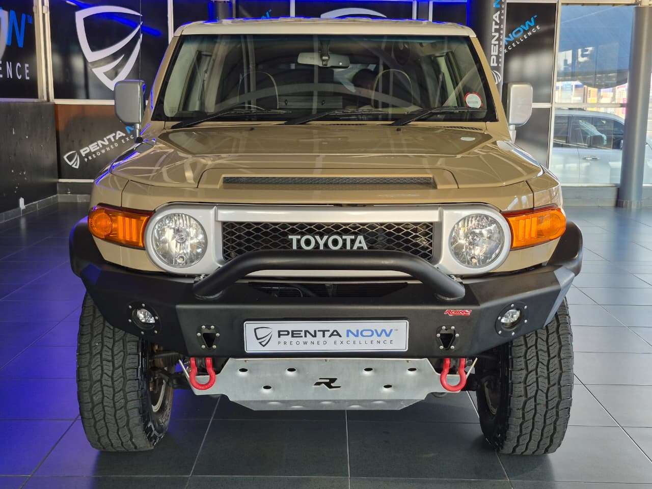 2018 Toyota Fj Cruiser image 2