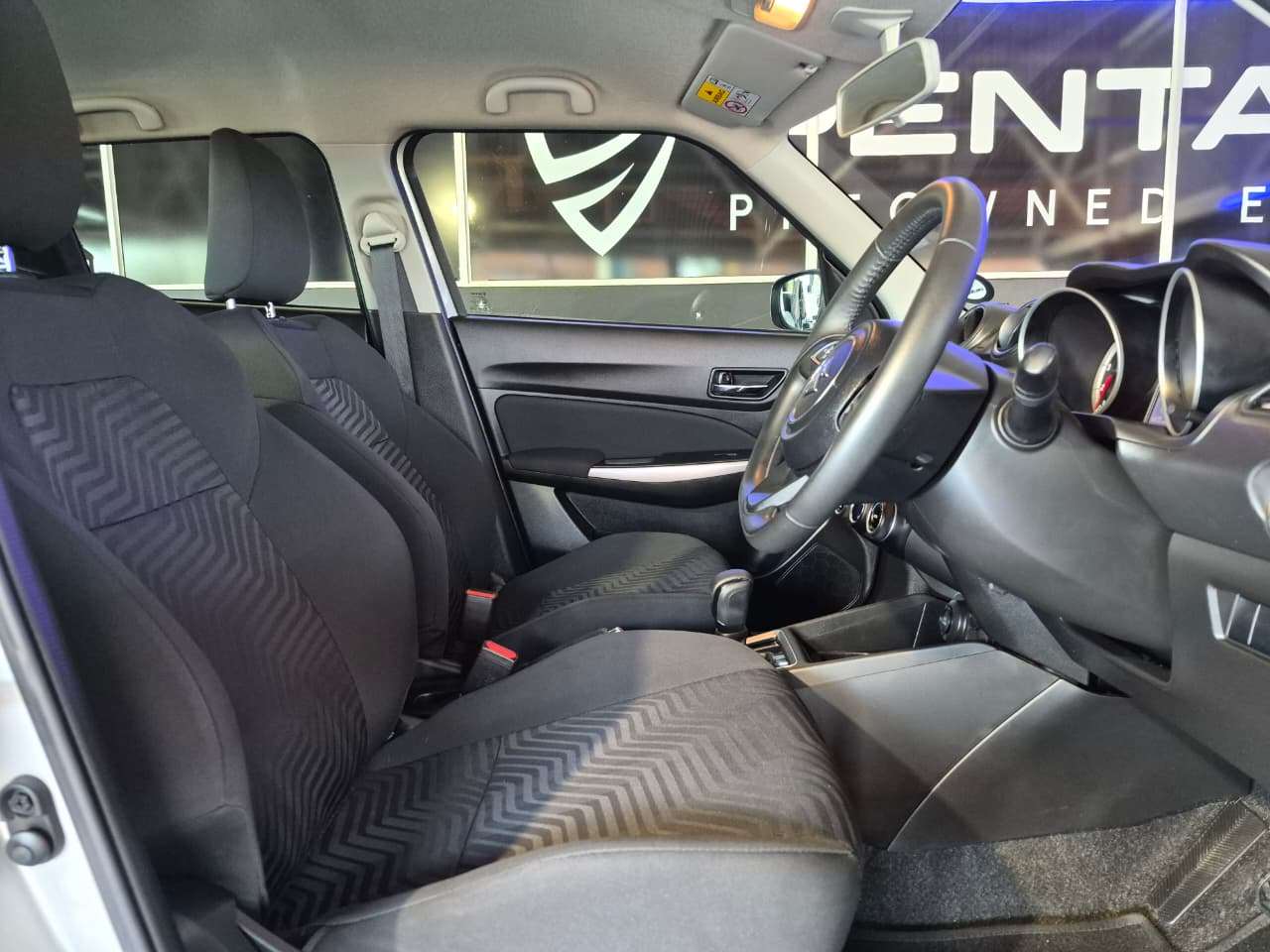 2022 Suzuki Swift image 14