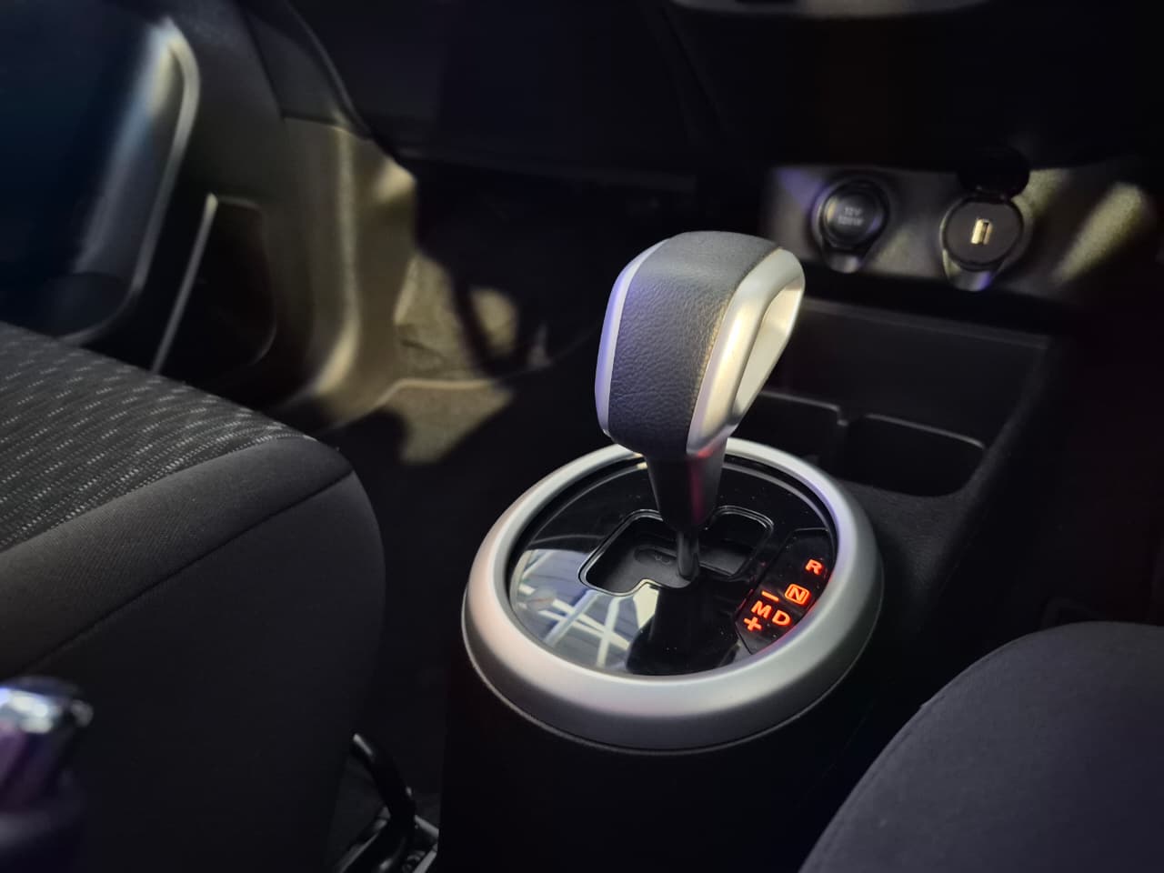 2024 Toyota Vitz image 10