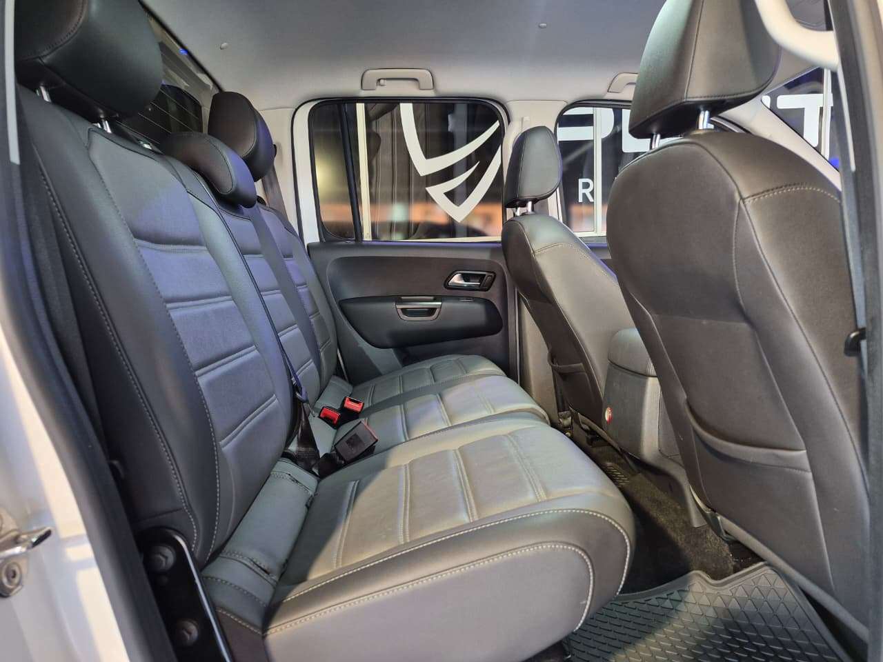 2022 Volkswagen Amarok image 14