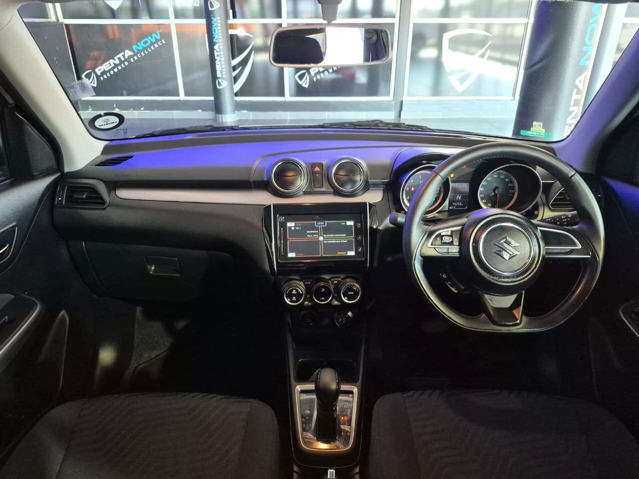 2022 Suzuki Swift image 8