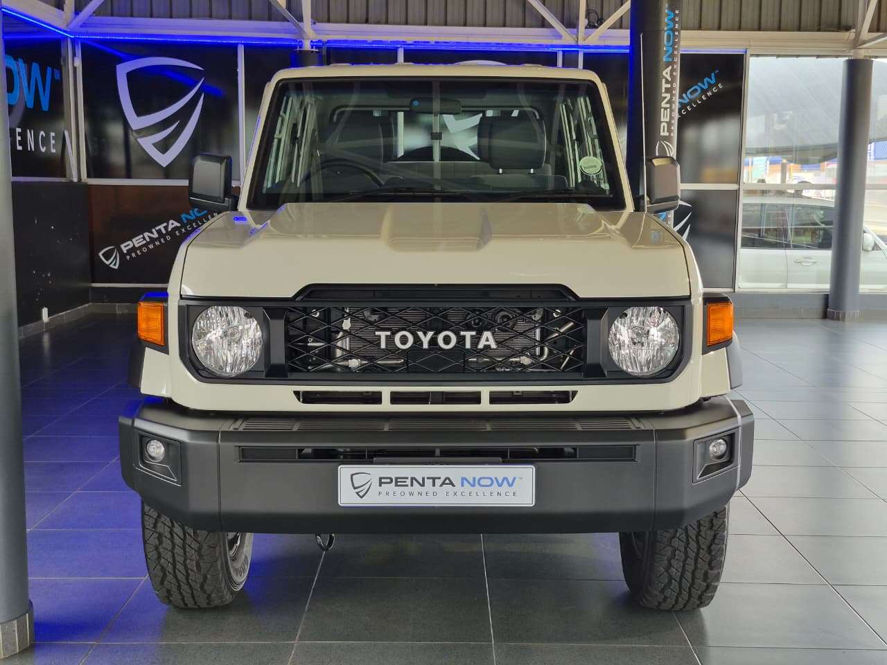 2026 Toyota Land Cruiser 79 image 2