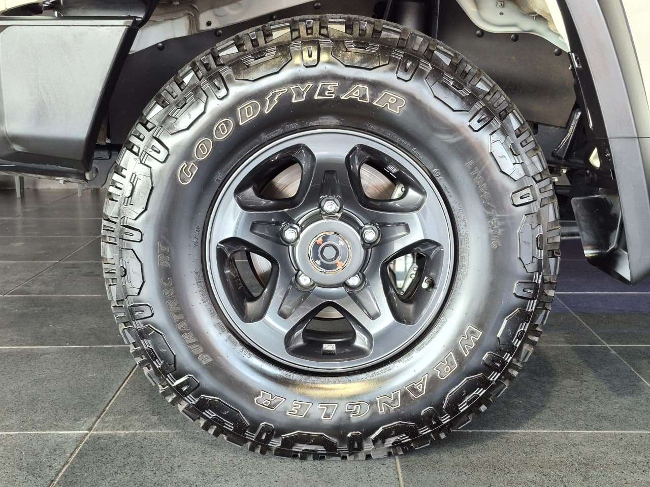 2025 Toyota Land Cruiser image 13