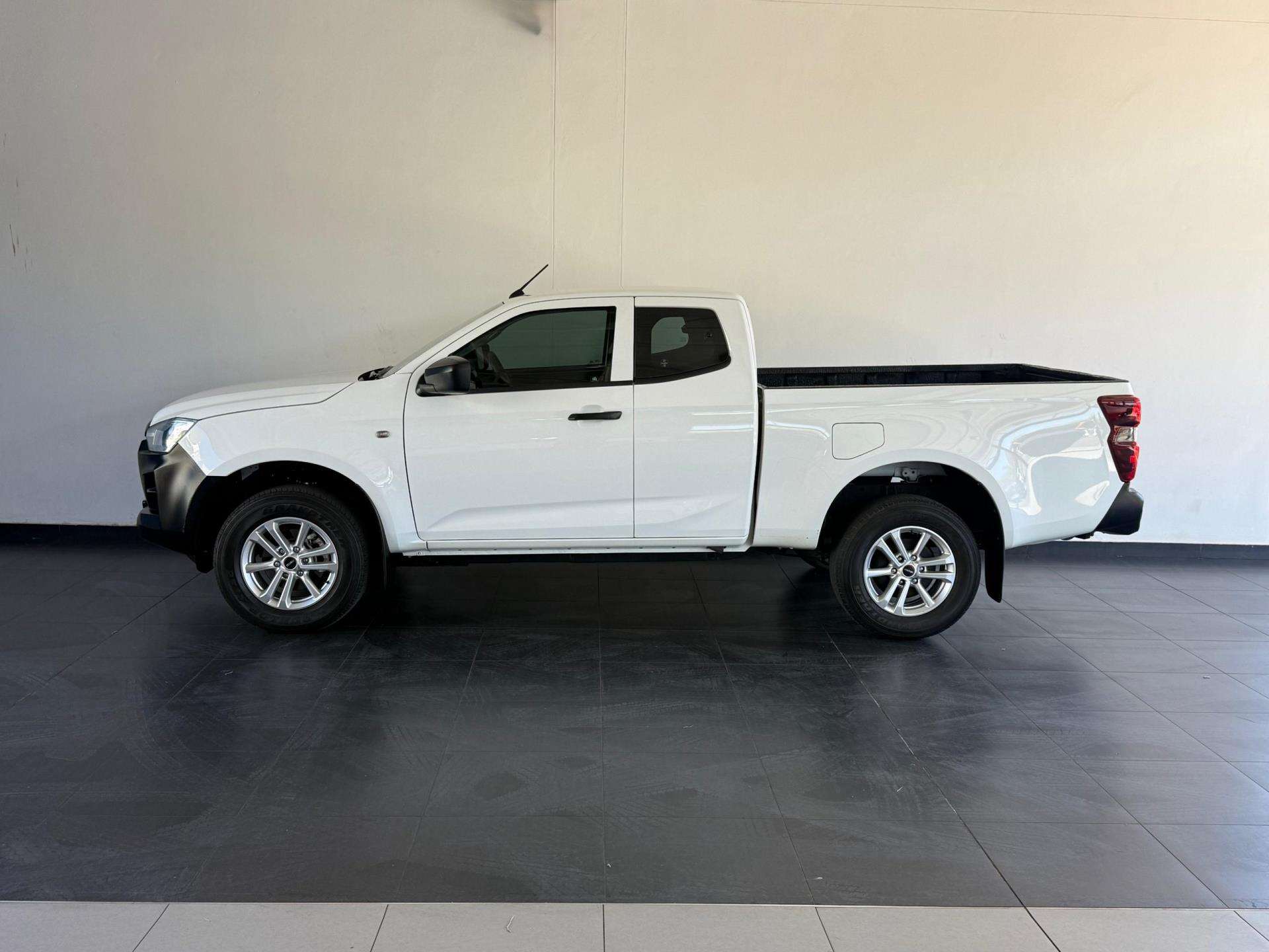 2023 Isuzu D-max image 5