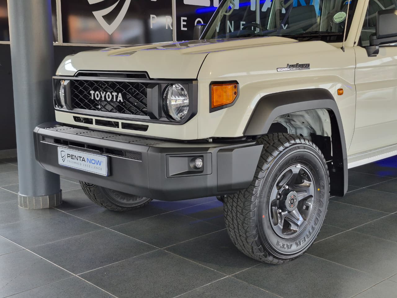 2026 Toyota Land Cruiser 79 image 11