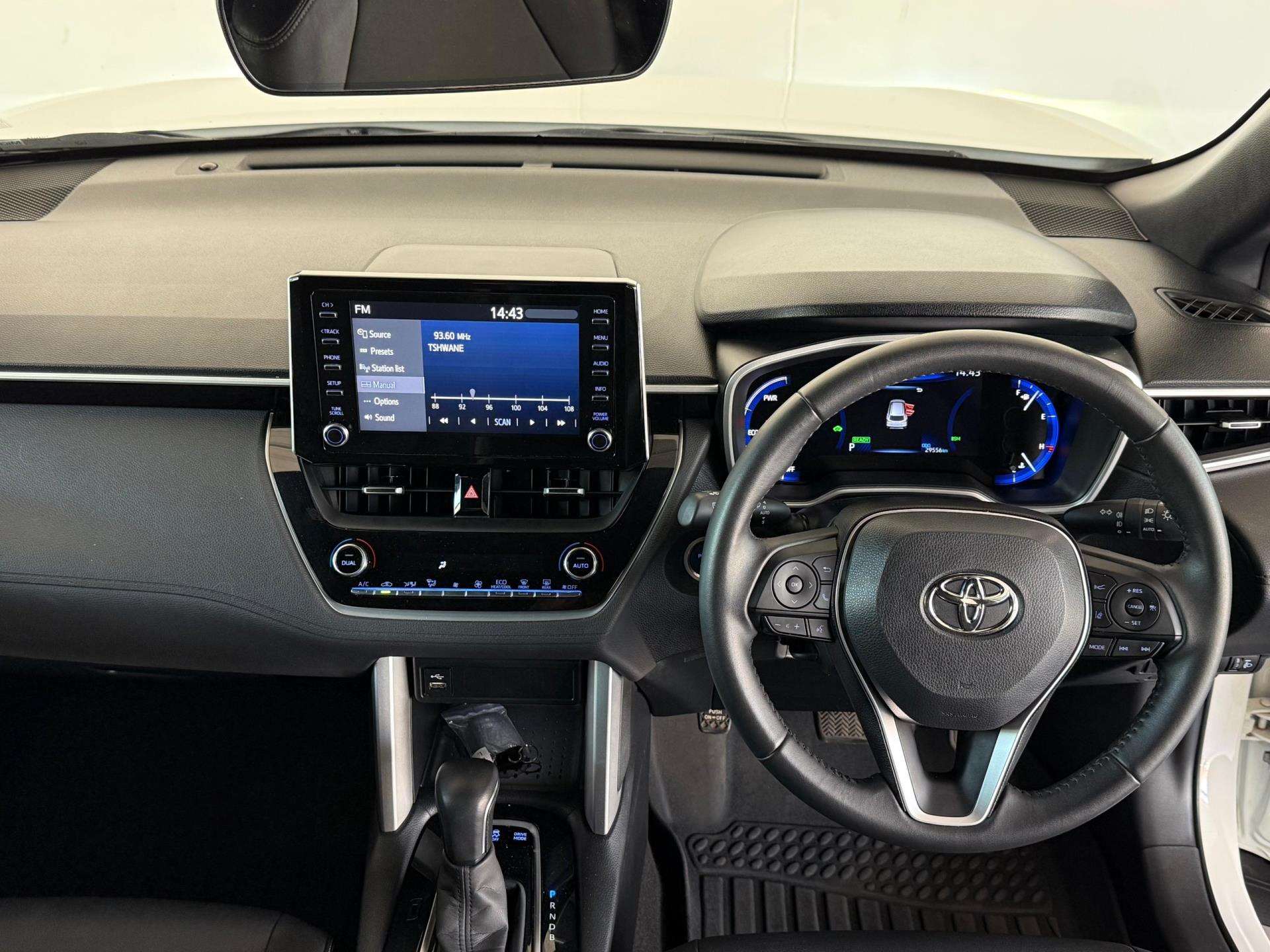 2023 Toyota Corolla Cross image 11