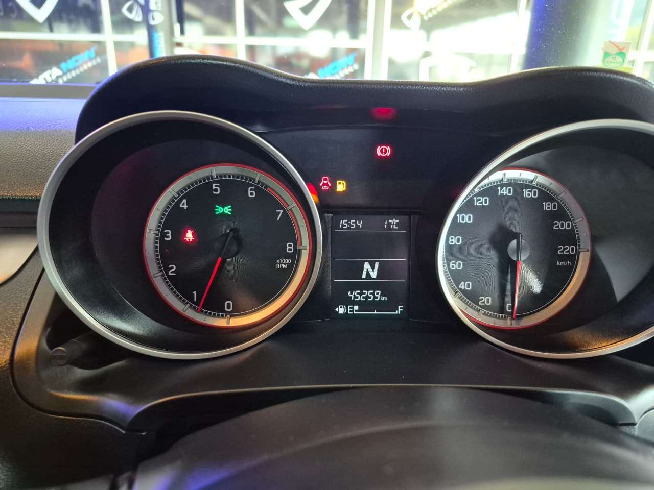 2022 Suzuki Swift image 11