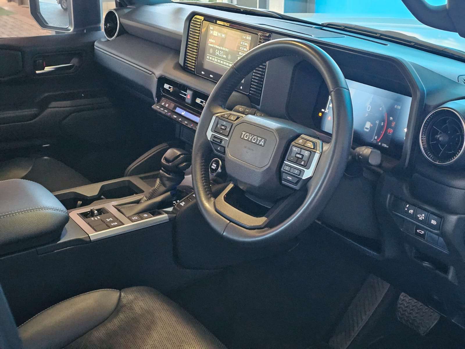 2024 Toyota Prado image 11