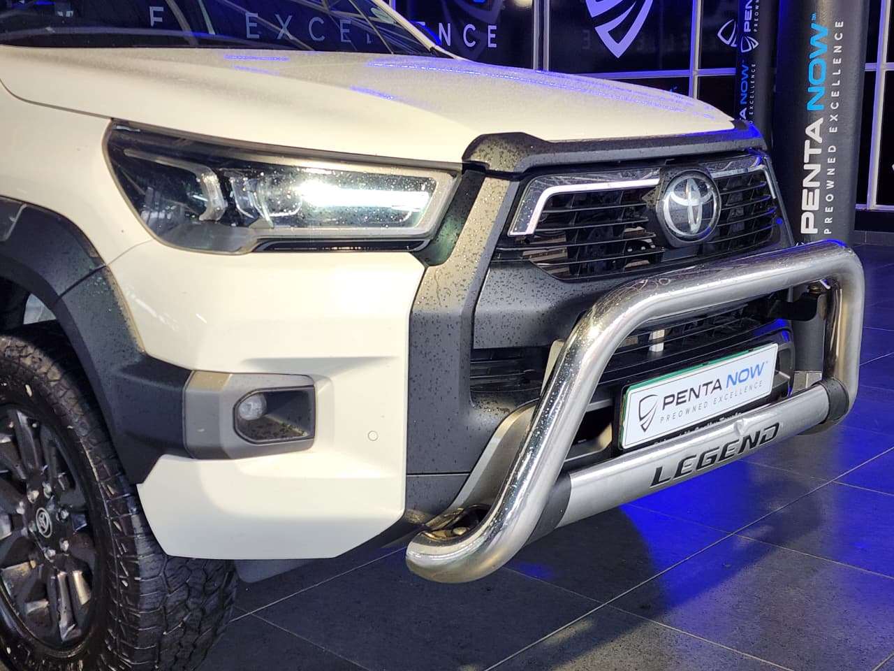 2025 Toyota Hilux image 16