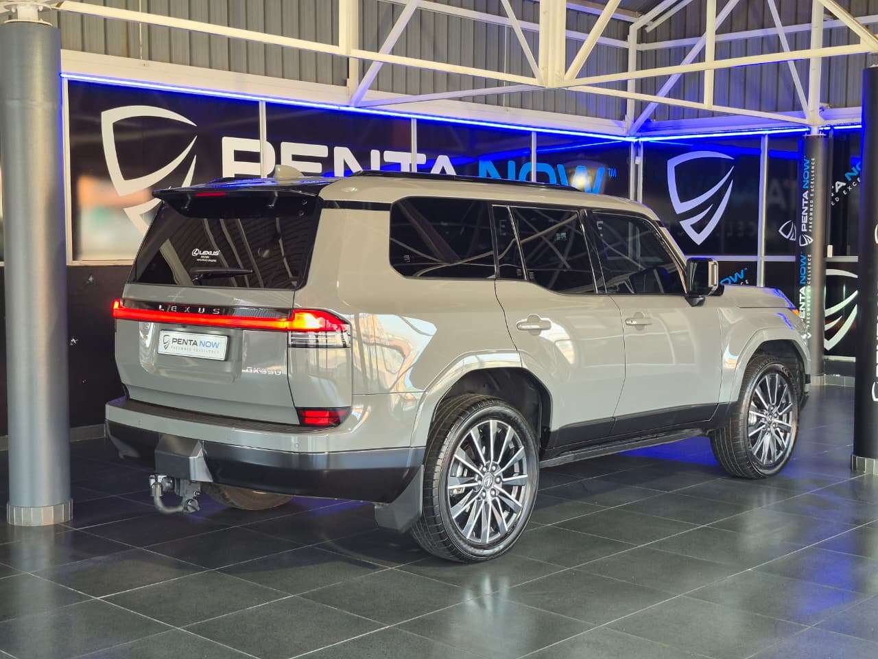 2025 Lexus Gx 550 image 6