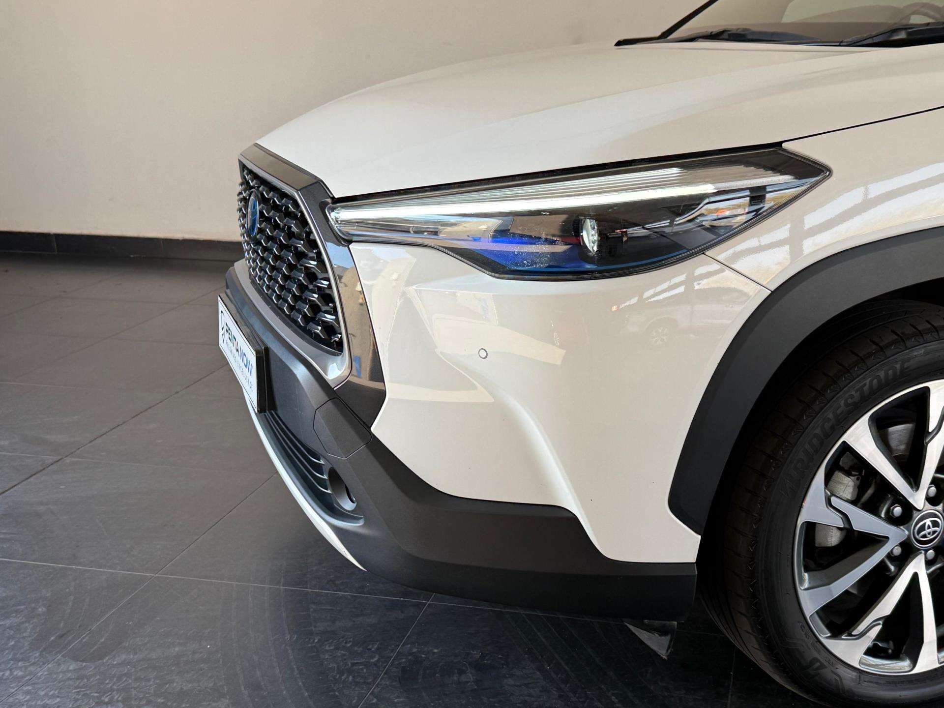 2023 Toyota Corolla Cross image 10