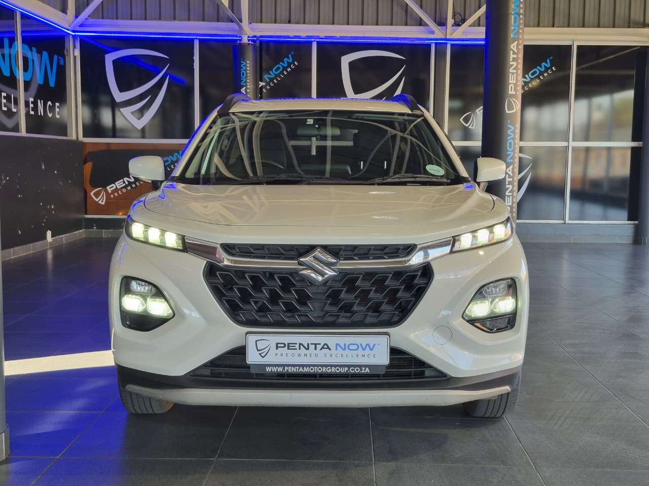 2024 Suzuki Fronx image 2