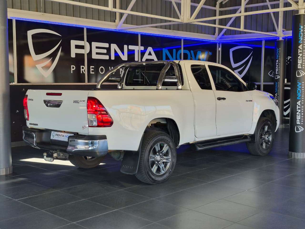 2022 Toyota Hilux image 6