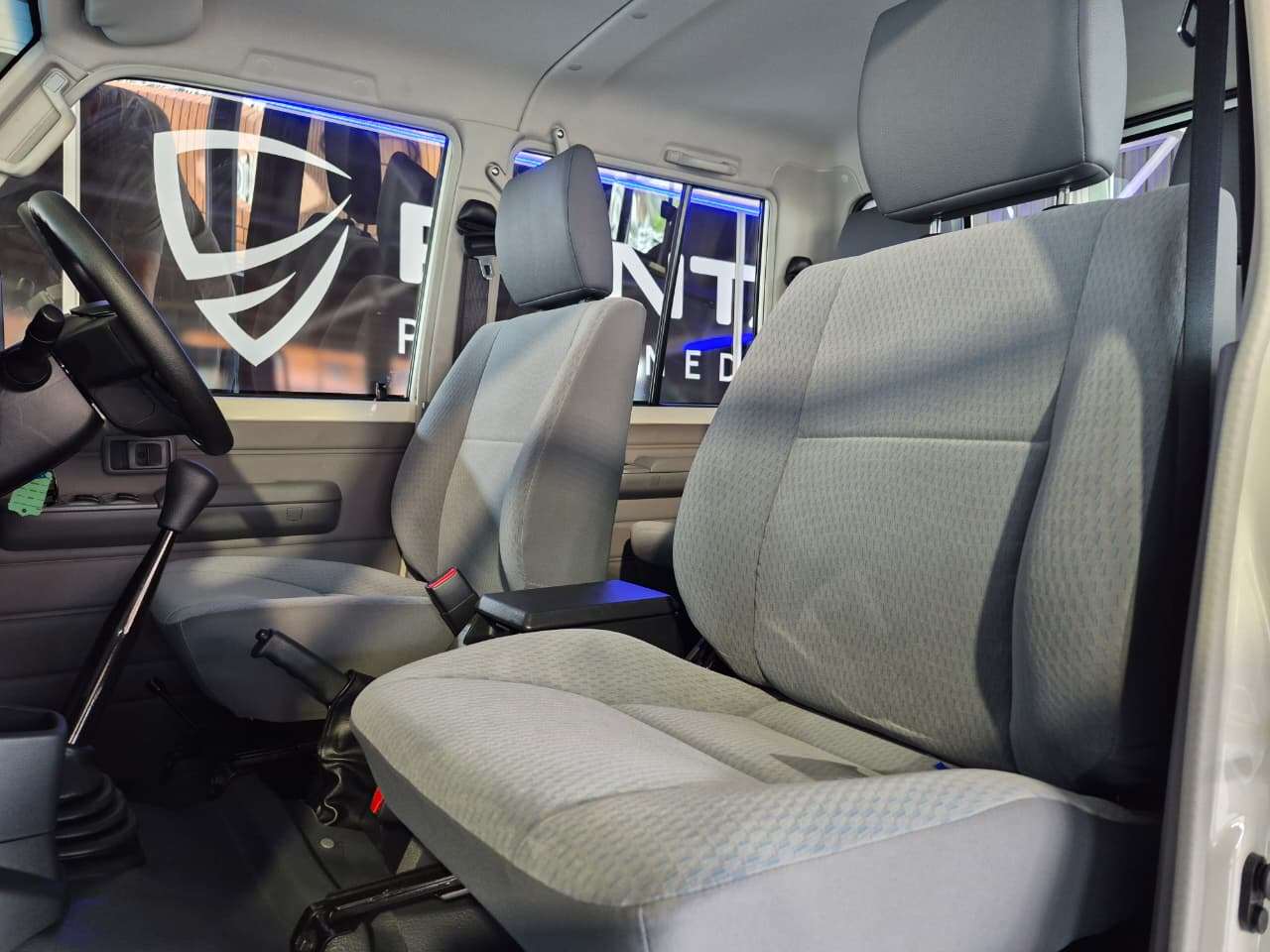 2026 Toyota Land Cruiser 79 image 13