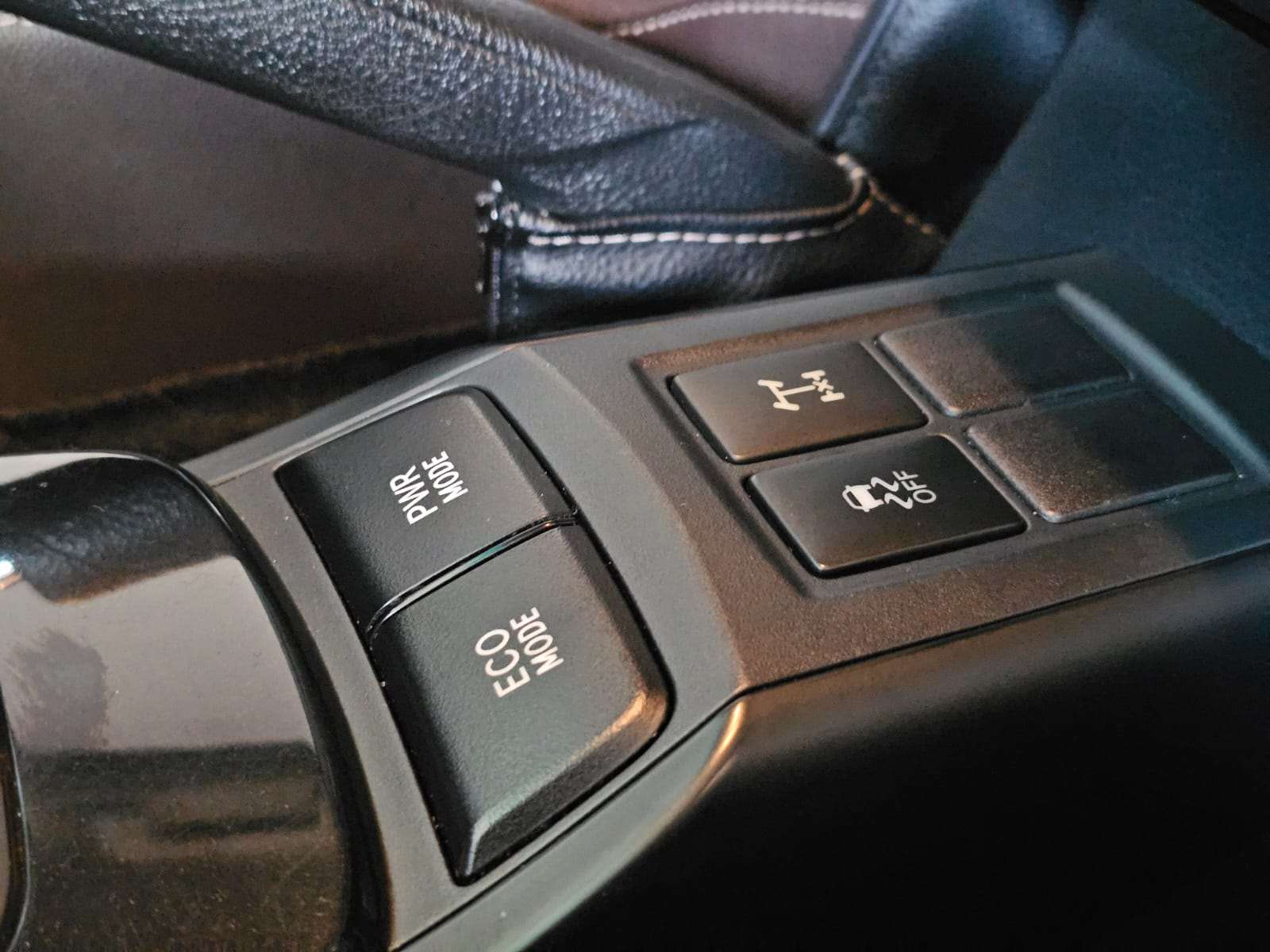 2018 Toyota Fortuner image 14