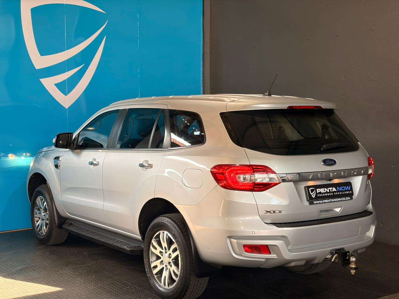 2018 Ford Everest image 3