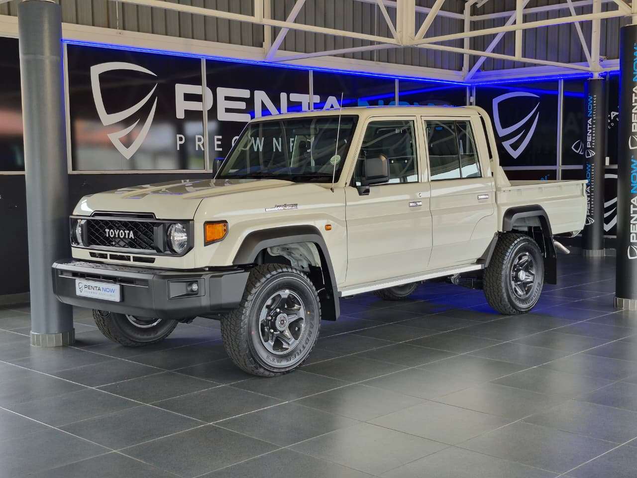 2026 Toyota Land Cruiser 79 image 1