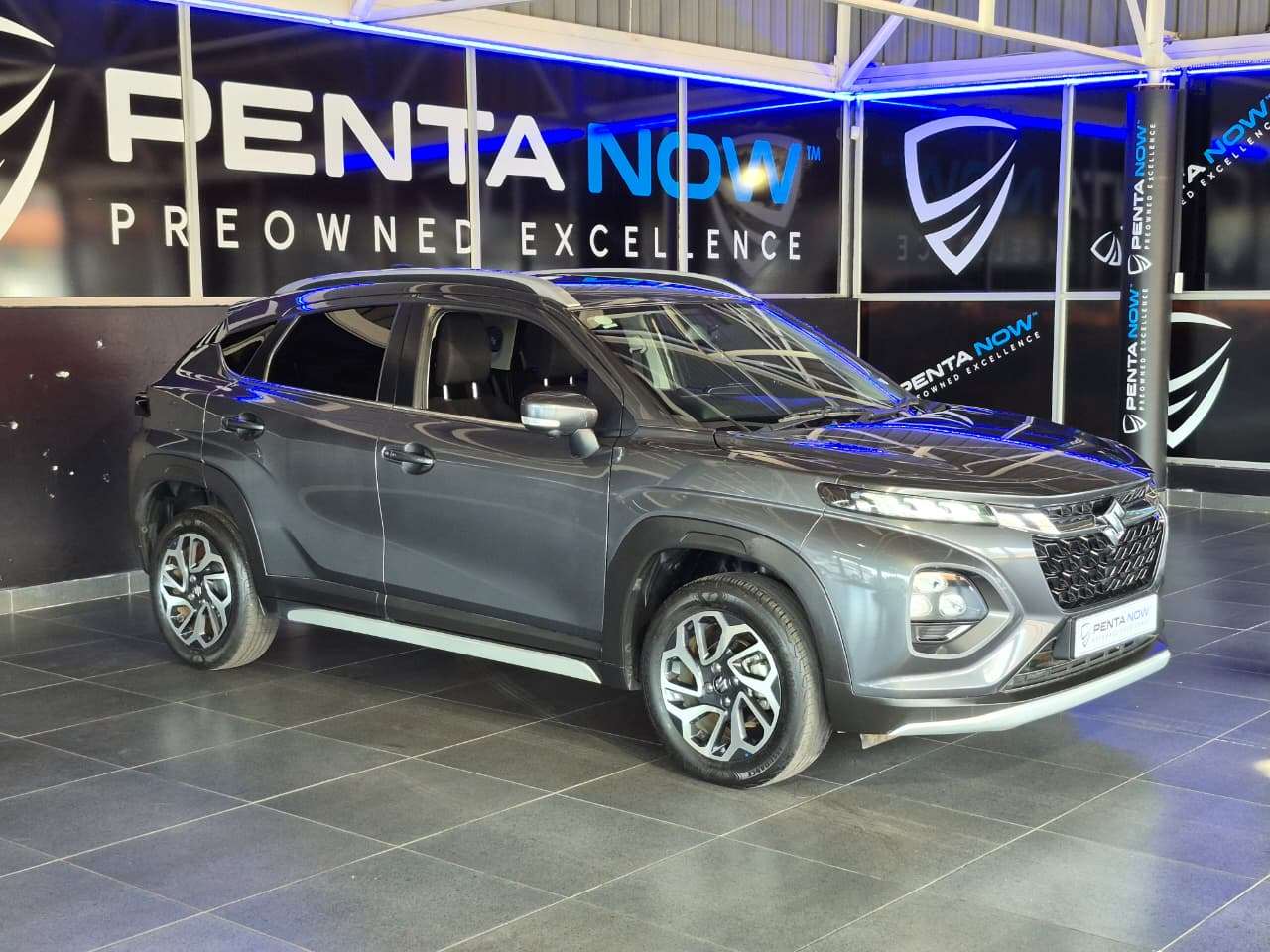 2024 Suzuki Fronx image 3