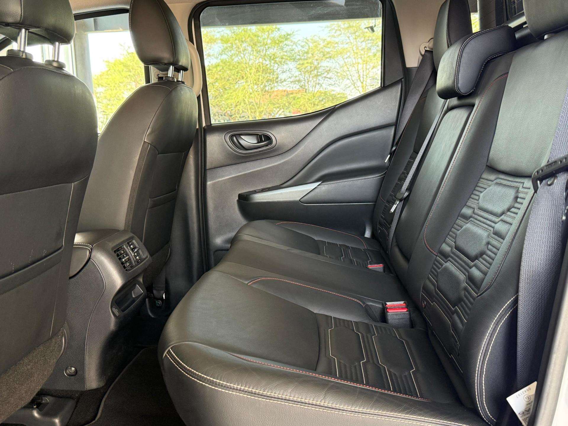 2023 Nissan Navara image 16