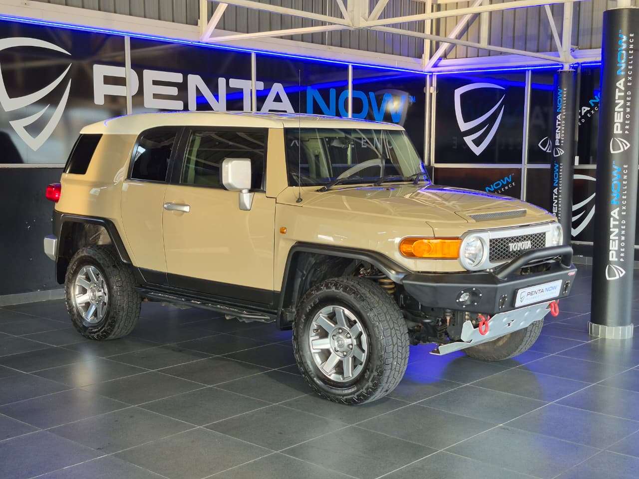 2018 Toyota Fj Cruiser image 3